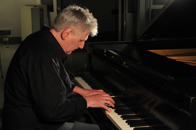 CHRISTOF HERINGER 16.3.2013 BAUERSTUDIOS